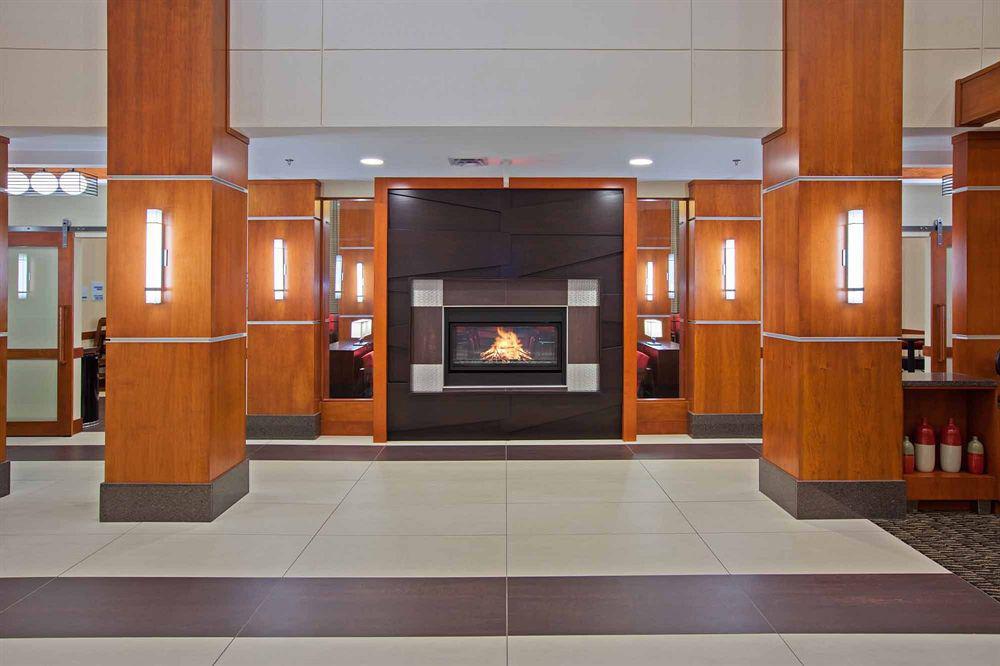 Holiday Inn Express & Suites Columbus/Edinburgh Inreriör bild