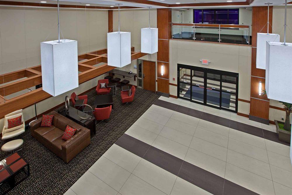 Holiday Inn Express & Suites Columbus/Edinburgh Inreriör bild